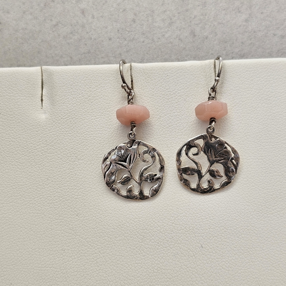 Silpada 925 Sterling Pink Soapstone Bead Floral Drop Earrings - Picture 5 of 13